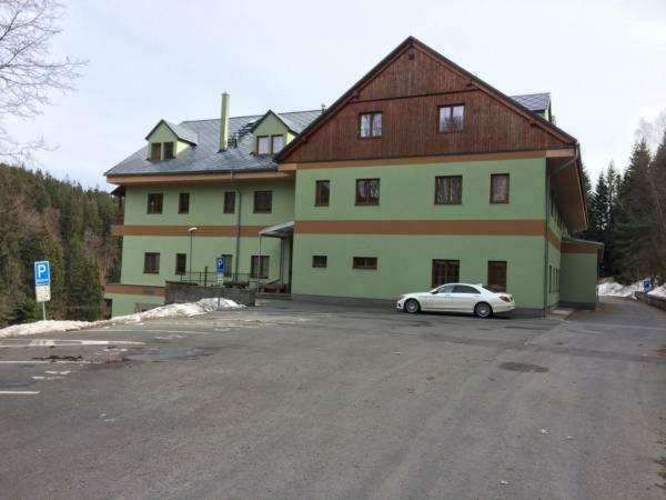 Apartmany Karlov Pod Pradedem Malá Morávka Εξωτερικό φωτογραφία